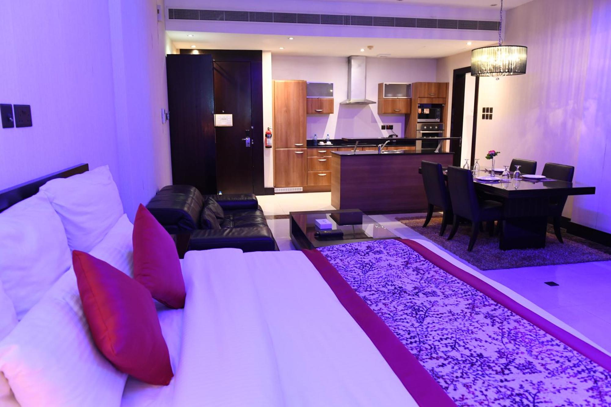 Ista Suites Seef 마나마 외부 사진
