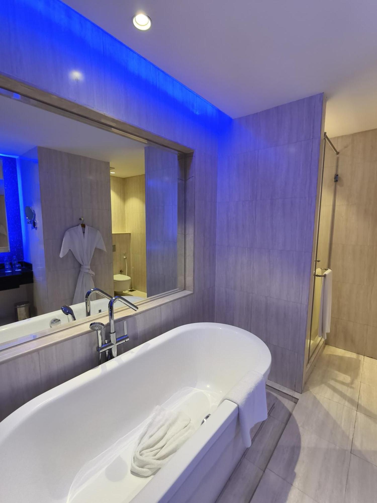 Ista Suites Seef 마나마 외부 사진